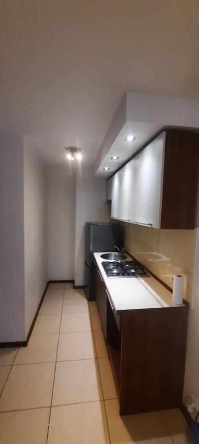 Samand Apartamento Varsóvia Exterior foto